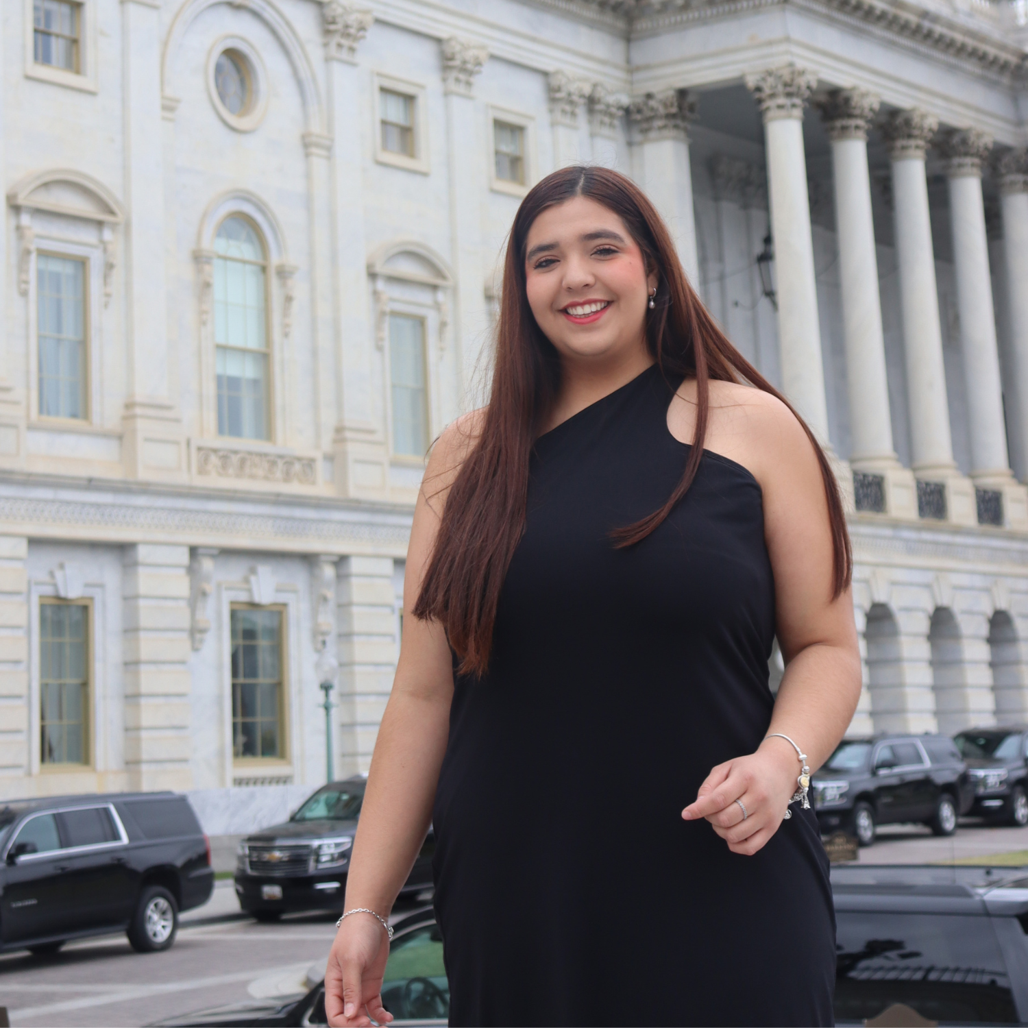 Ana is an intern at U.S. Capital Hill